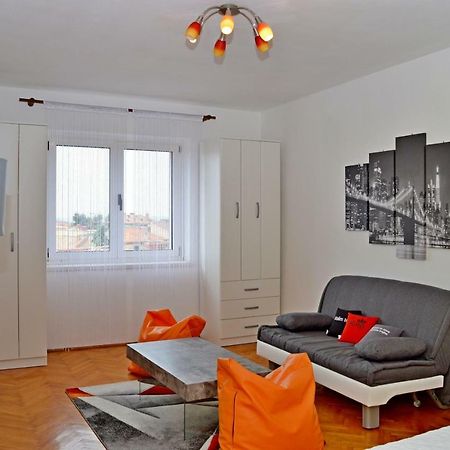 Braavos Apartment ชิเบนิก ภายนอก รูปภาพ