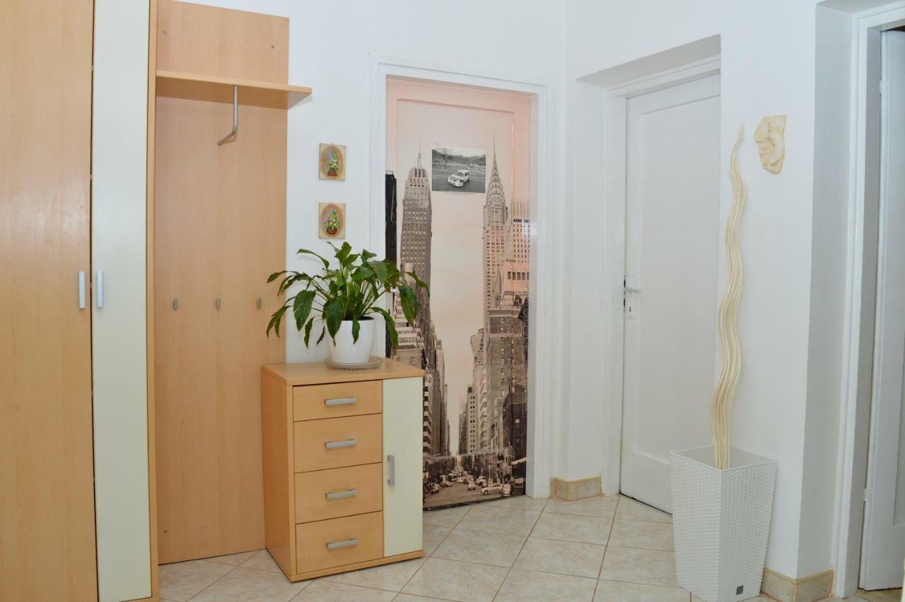 Braavos Apartment ชิเบนิก ภายนอก รูปภาพ